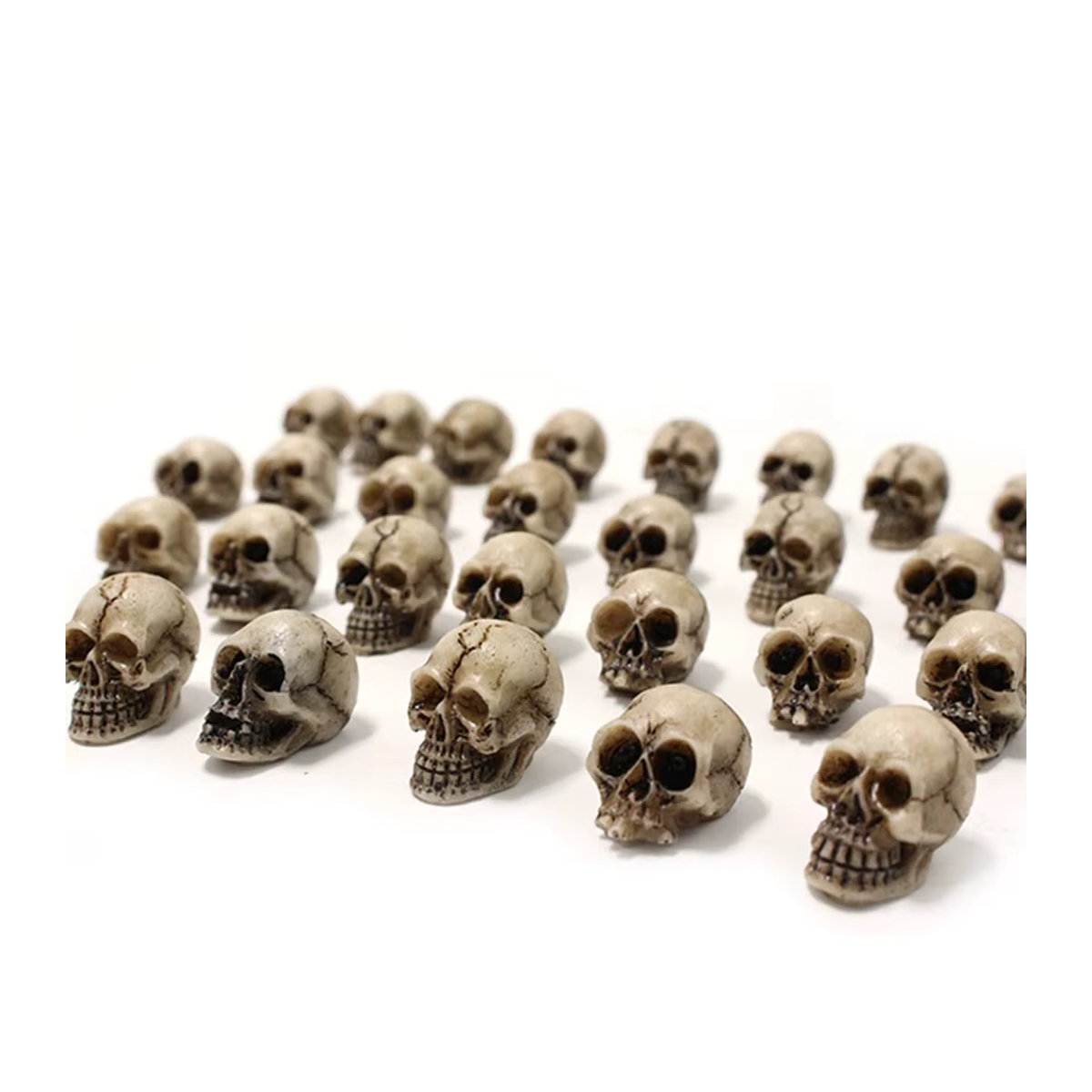 20 Stück Mini-Schädelköpfe von APWIKOGER aus Kunstharz in Grau und Beige zur Dekoration für Halloween, Garten und Topfpflanzen - Bild 7
