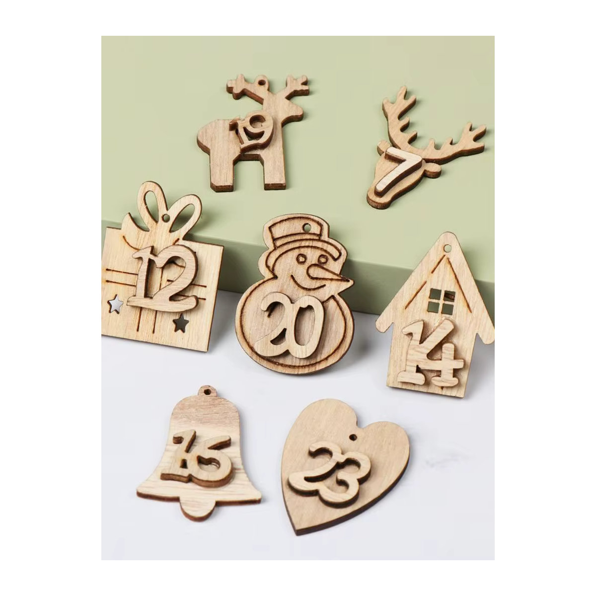 24 rustikale Holz-Labels für deinen Adventskalender in Beige zum Aufhängen für DIY-Geschenkbeutel - Bild 6