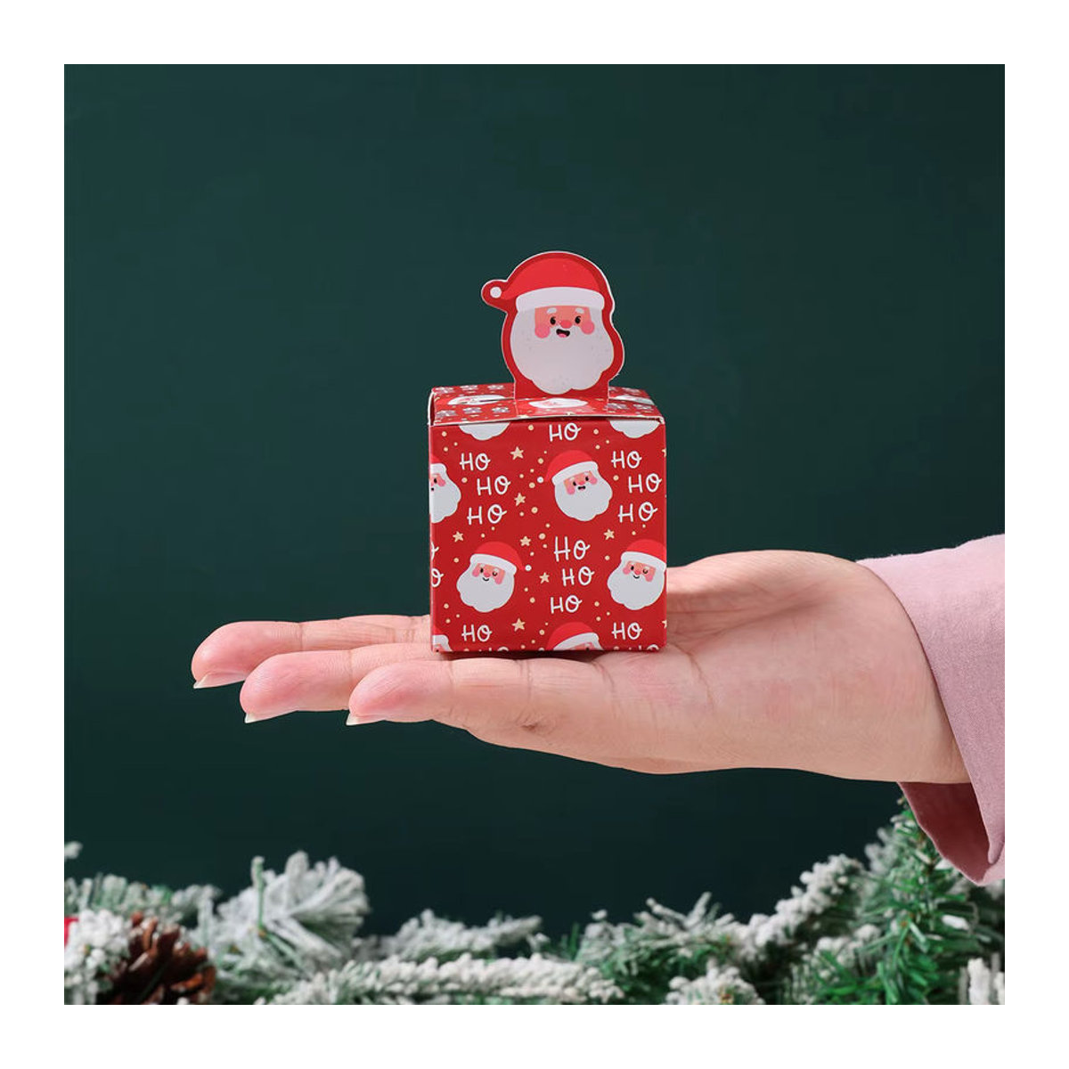24 Stück PATIMATE Weihnachts Süßigkeiten Boxen aus Papier in Rot mit floralem Design für Kinder und Dekoration - Bild 3