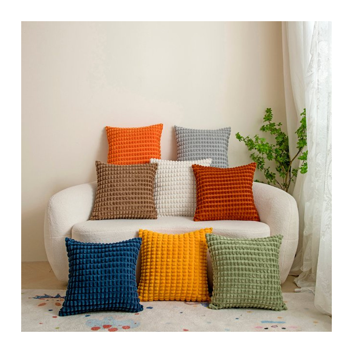 2er-Pack Kissenbezüge mit Plüschpunkten in Braun und Mehrfarbig für dein Sofa und Wohnzimmer - Bild 1