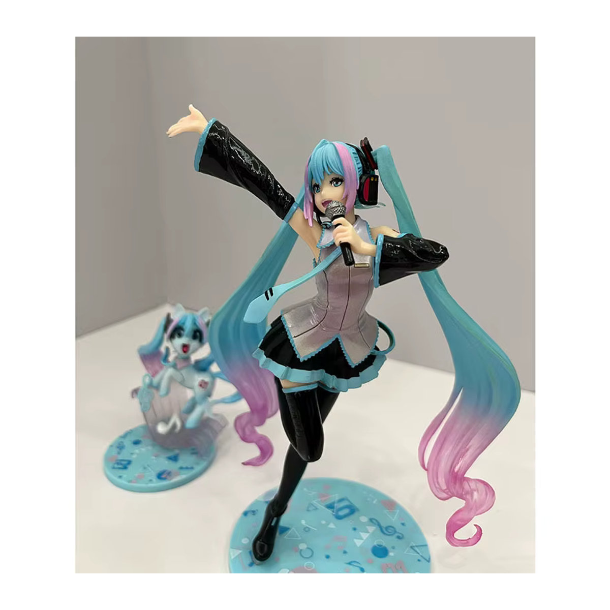 2er-Set Bandai Anime Hatsune Miku Manga Figur aus Kunststoff, mehrfarbig, Höhe: 20 cm - Bild 4