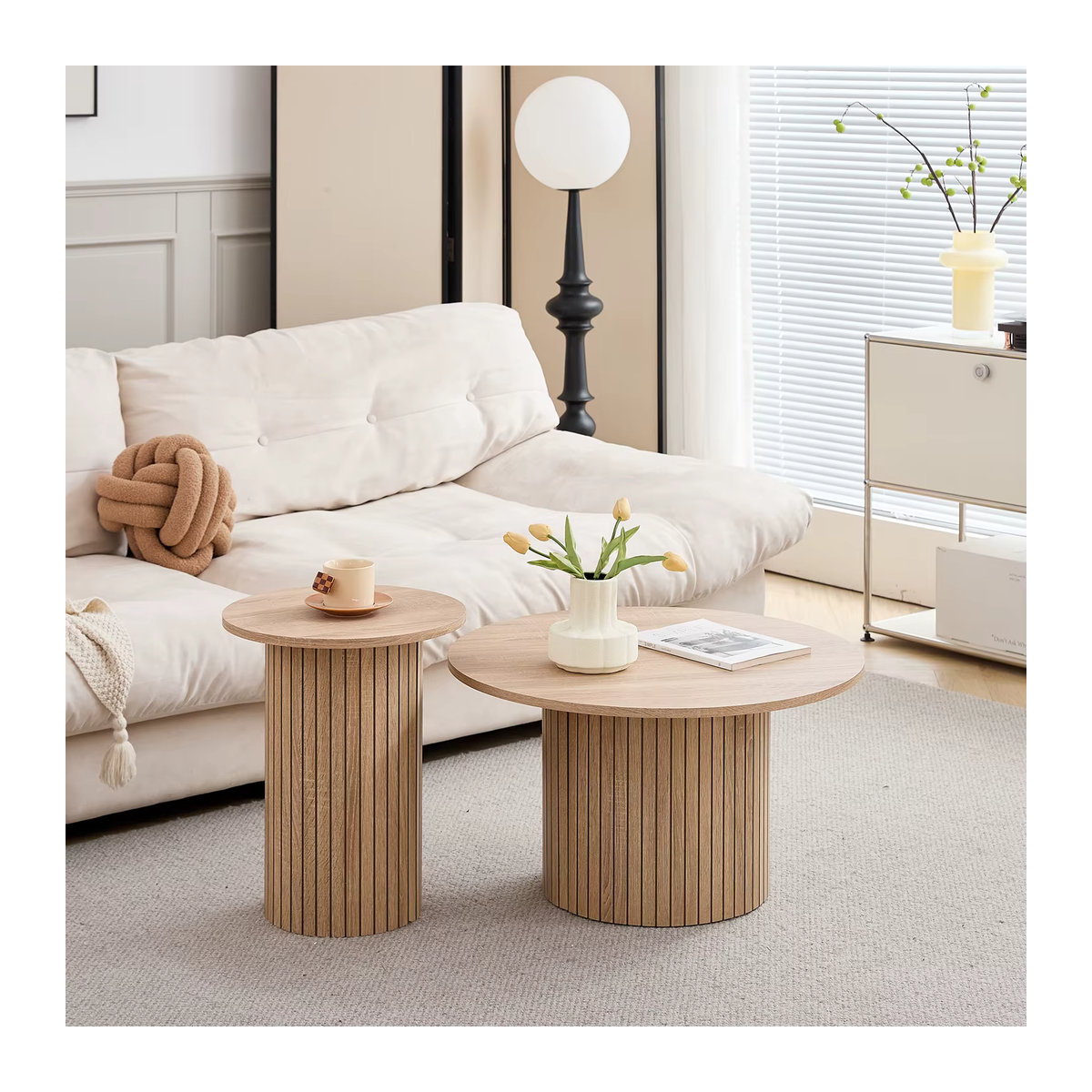 2er-Set runde Couchtische aus Holz im skandinavischen Stil von GrandCA HOME in Nussbaum Natur, Durchmesser: 70 cm - Bild 3