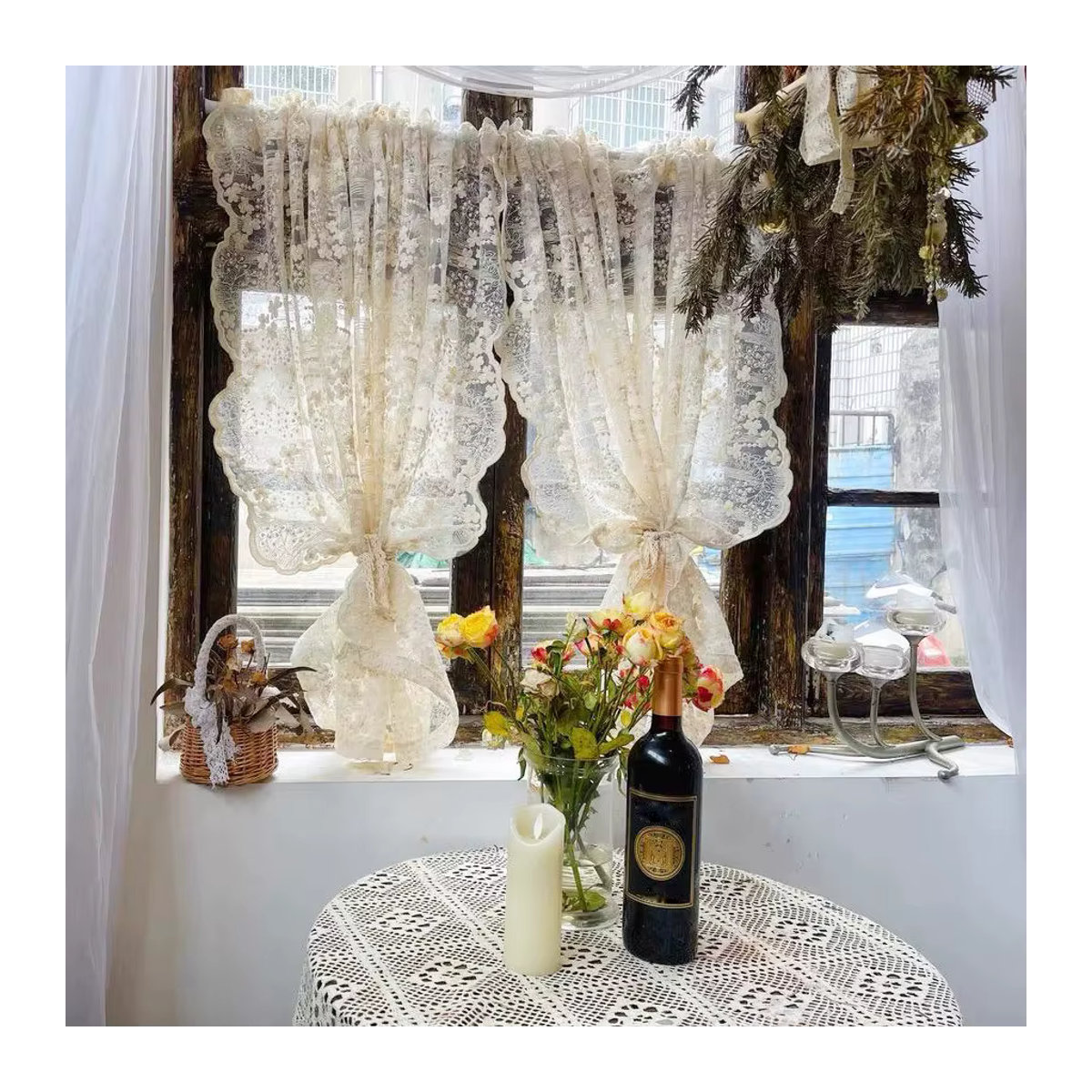 2er-Set Tiyana Transparent Vorhänge aus Spitze und Tüll in Beige mit Stickerei für Wohnzimmer und Schlafzimmer - Bild 2