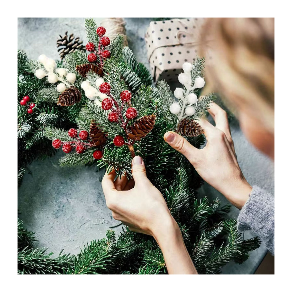 3 bis 5 Stück Künstliche Pflanzen mit roten Früchten von smr für Weihnachtsdekoration und Hochzeit als Tischdeko oder Gartenbonsai in Rot und Mehrfarbig - Bild 4