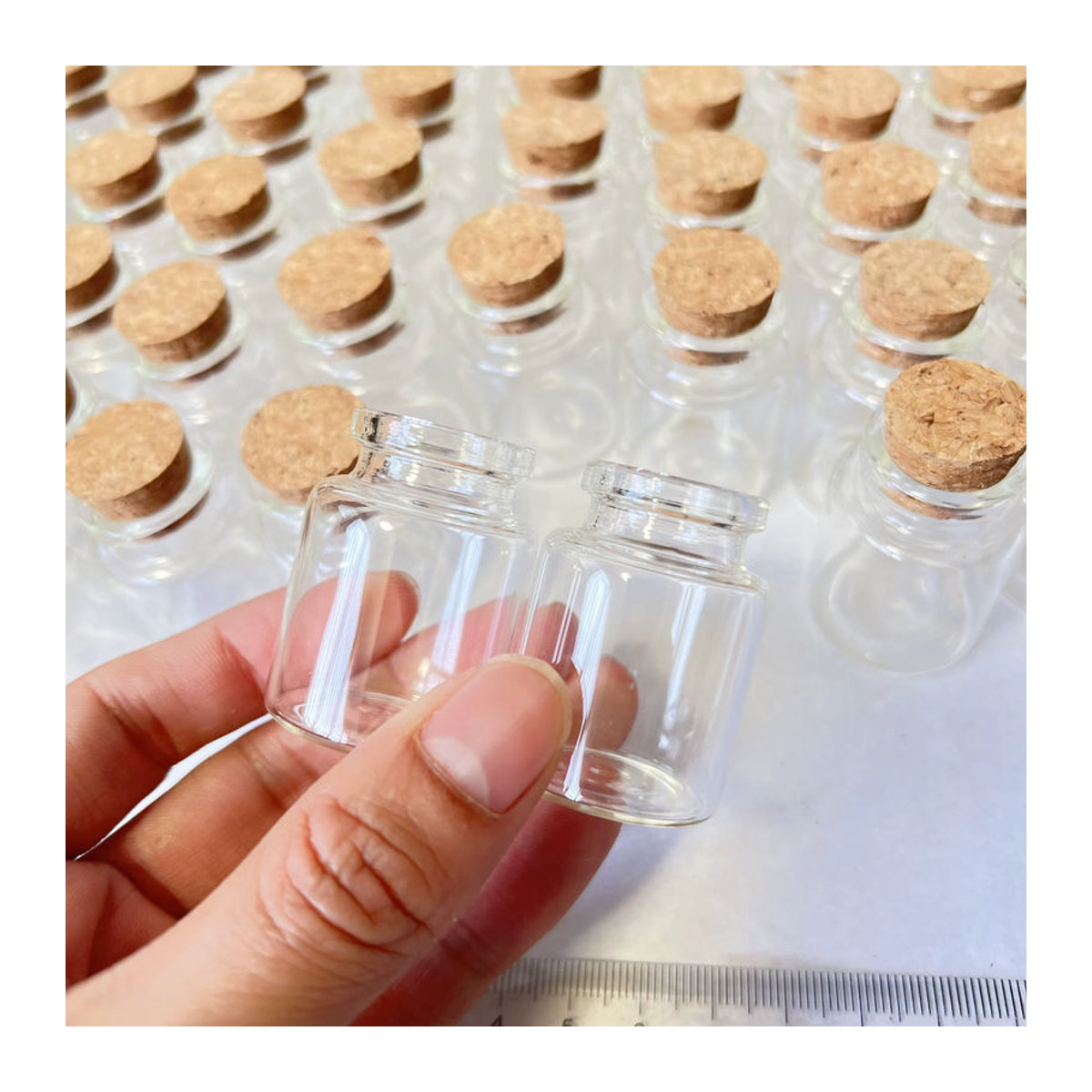 30 Stück LYGIL Mini-Dekor-Glasgläser mit Korkverschluss, transparent, B/H/T: 1,6 x 4,0 x 3,0 cm - Bild 5