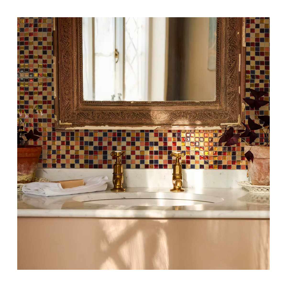 3D Mosaik Fliesenaufkleber in Gold, selbstklebende geometrische Wandaufkleber aus Kunststoff, wasserdicht und ölbeständig für deine Raumdekoration - Bild 4