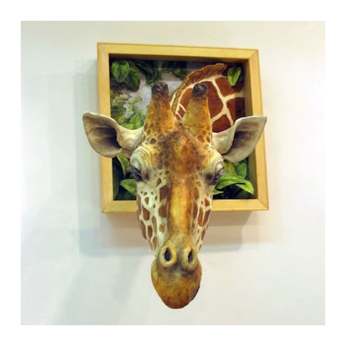 3D Wandskulptur Giraffe aus Kunstharz in Braun als dekorativer Wandbehang für dein Zuhause - Bild 3