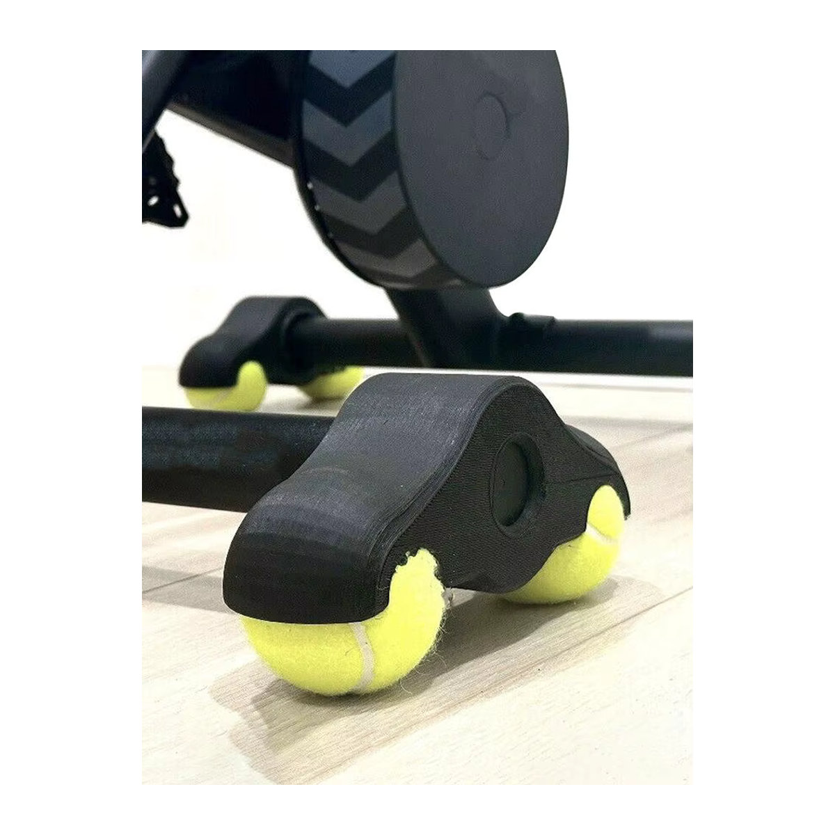 4 Stück Stoßdämpfende Tennisbälle als Fahrrad Fußpolster für Wahoo Kickr Core Fitness Bike in Gelb - Bild 7