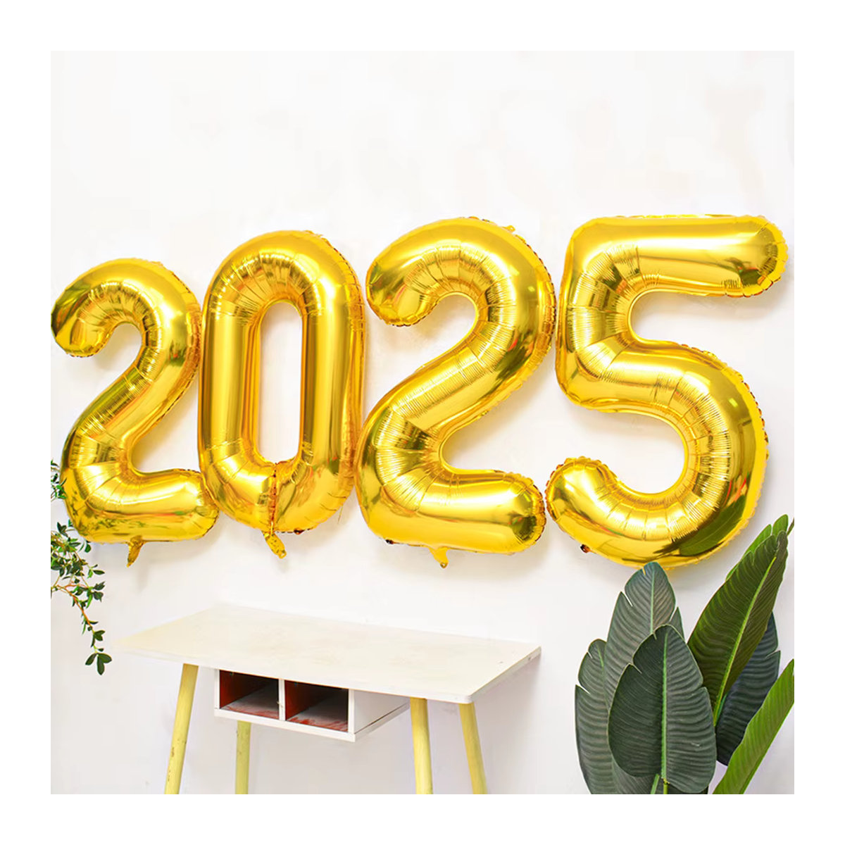 4 Stück Zahlenfolienballons 2025 für Neujahrsdekorationen, Mehrfarbig, EACH PARTY - Bild 2
