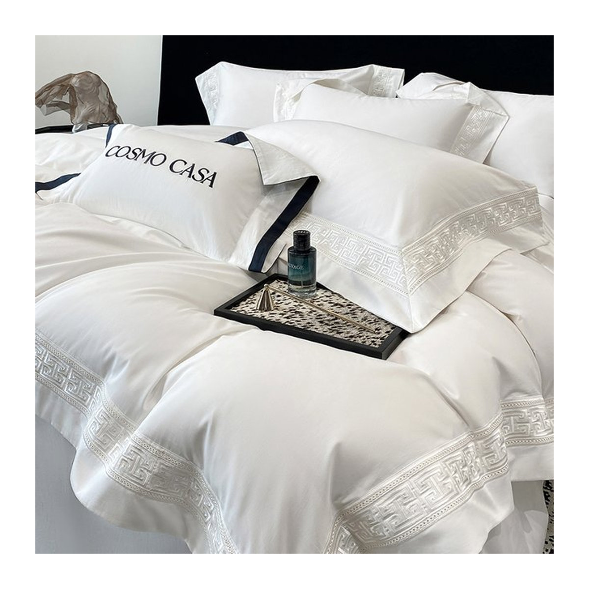 4-teiliges Bettwäsche-Set aus ägyptischer Baumwolle mit Luxus-Stickerei in Weiß und Gold, 600 TC, Hotel-Stil mit Bettbezug, Laken und Kissenbezügen - Bild 1
