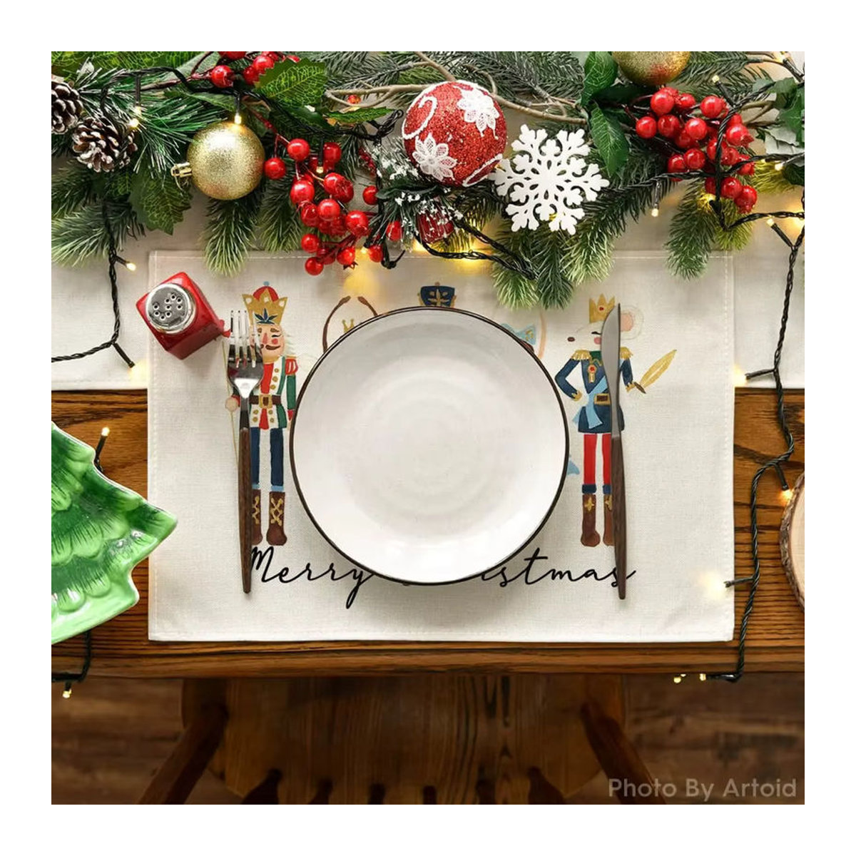 4er Set Aquarell Nussknacker Weihnachtstischsets mit Frohe Weihnachten Motiv für die saisonale Weihnachtsdekoration - Bild 3