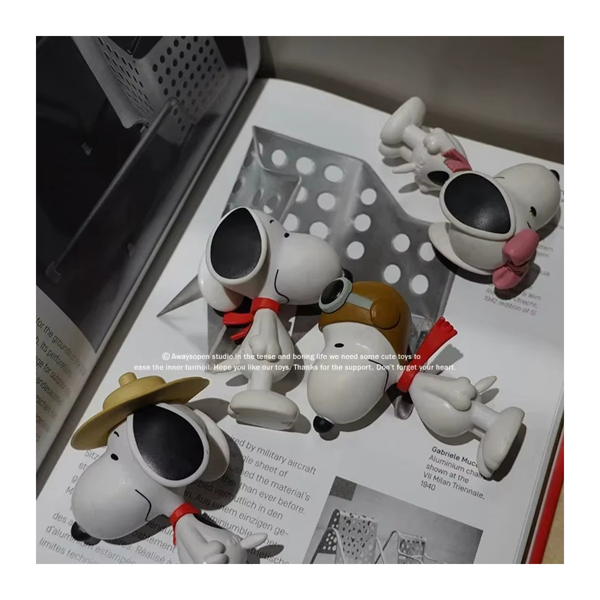 4er Set Snoopy Mini Figuren aus Kunststoff in Weiß als Sammelmodell und Dekoration - Bild 3