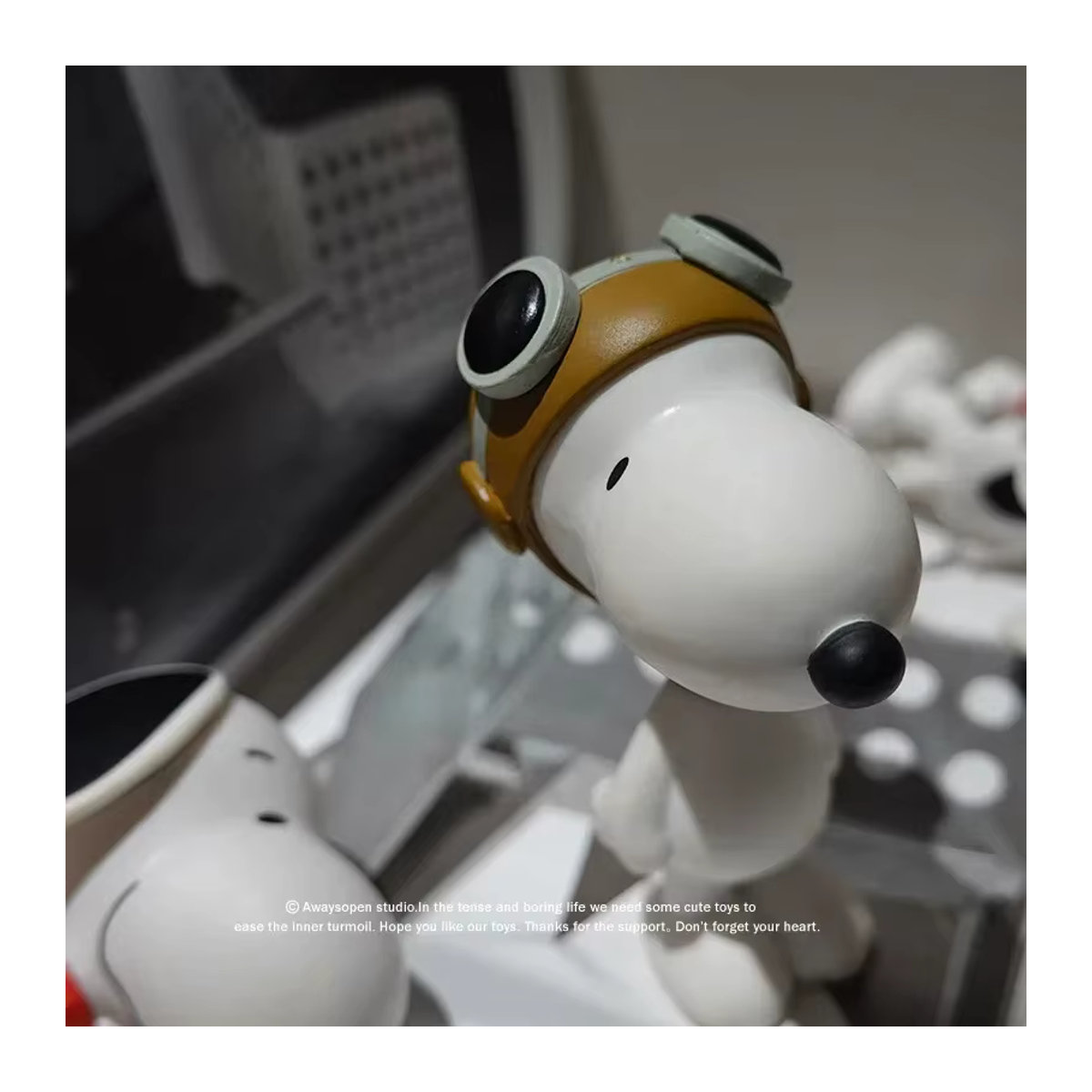 4er Set Snoopy Mini Figuren aus Kunststoff in Weiß als Sammelmodell und Dekoration - Bild 6