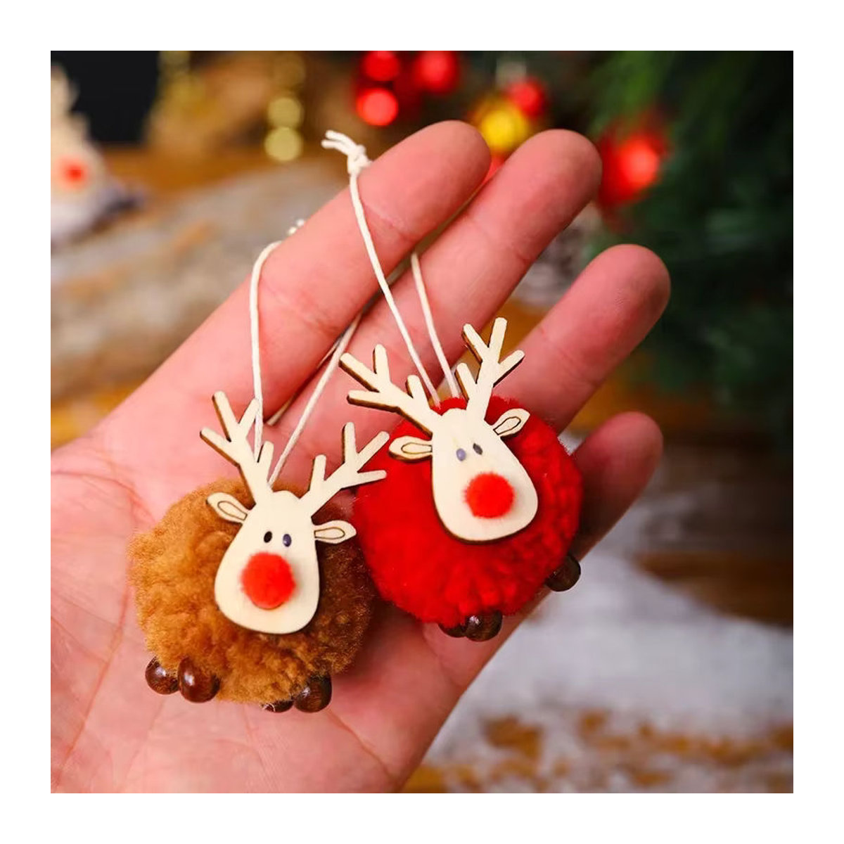 4er-Set Weihnachts-Hängeornamente aus Filz und Holz mit Rentier-Figuren in Weiß und Mehrfarbig - Bild 2