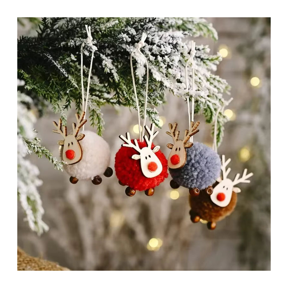4er-Set Weihnachts-Hängeornamente aus Filz und Holz mit Rentier-Figuren in Weiß und Mehrfarbig - Bild 3