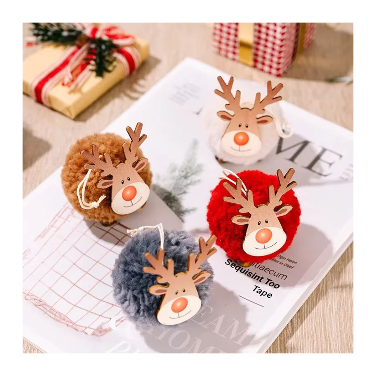 4er-Set Weihnachts-Hängeornamente aus Filz und Holz mit Rentier-Figuren in Weiß und Mehrfarbig - Bild 6