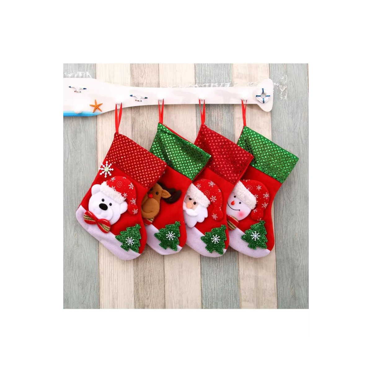 4er-Set Weihnachtsstrümpfe aus Textil in Rot mit Schneeflocken-Design, hängende Dekoration für deine Weihnachtsfeier, B/H: 19 x 25 cm - Bild 4