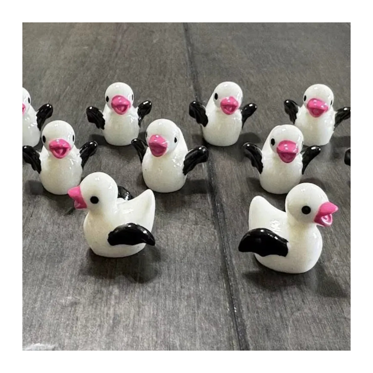 5 oder 10 Stück Mini-Halloween-Enten aus Kunstharz in Weiß als Dekorationszubehör für Topfpflanzen und DIY-Handwerk - Bild 3