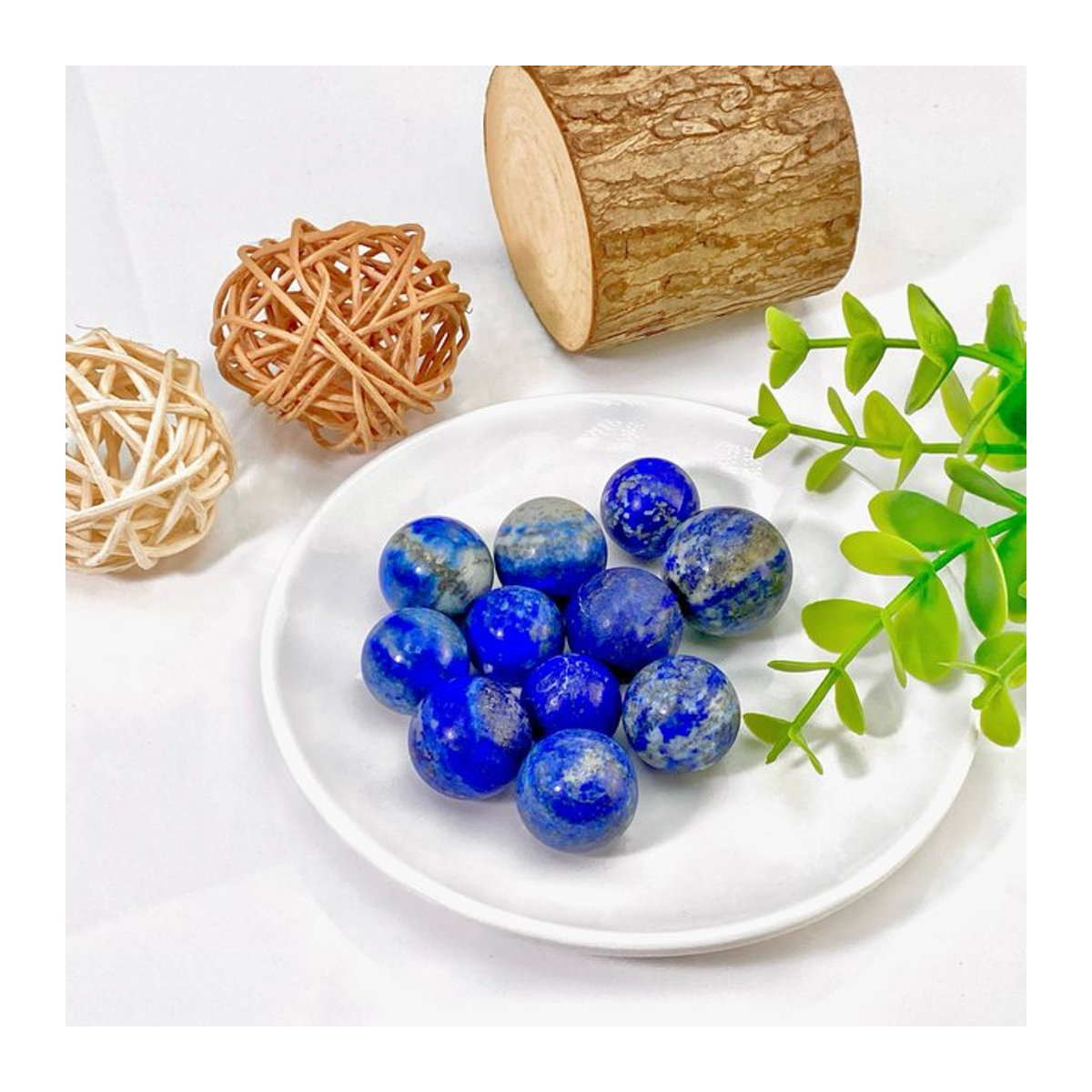 5 Stück Lapislazuli-Dekokugeln aus natürlichem Kristall, blaue Rohsteine in runder Form - Bild 1