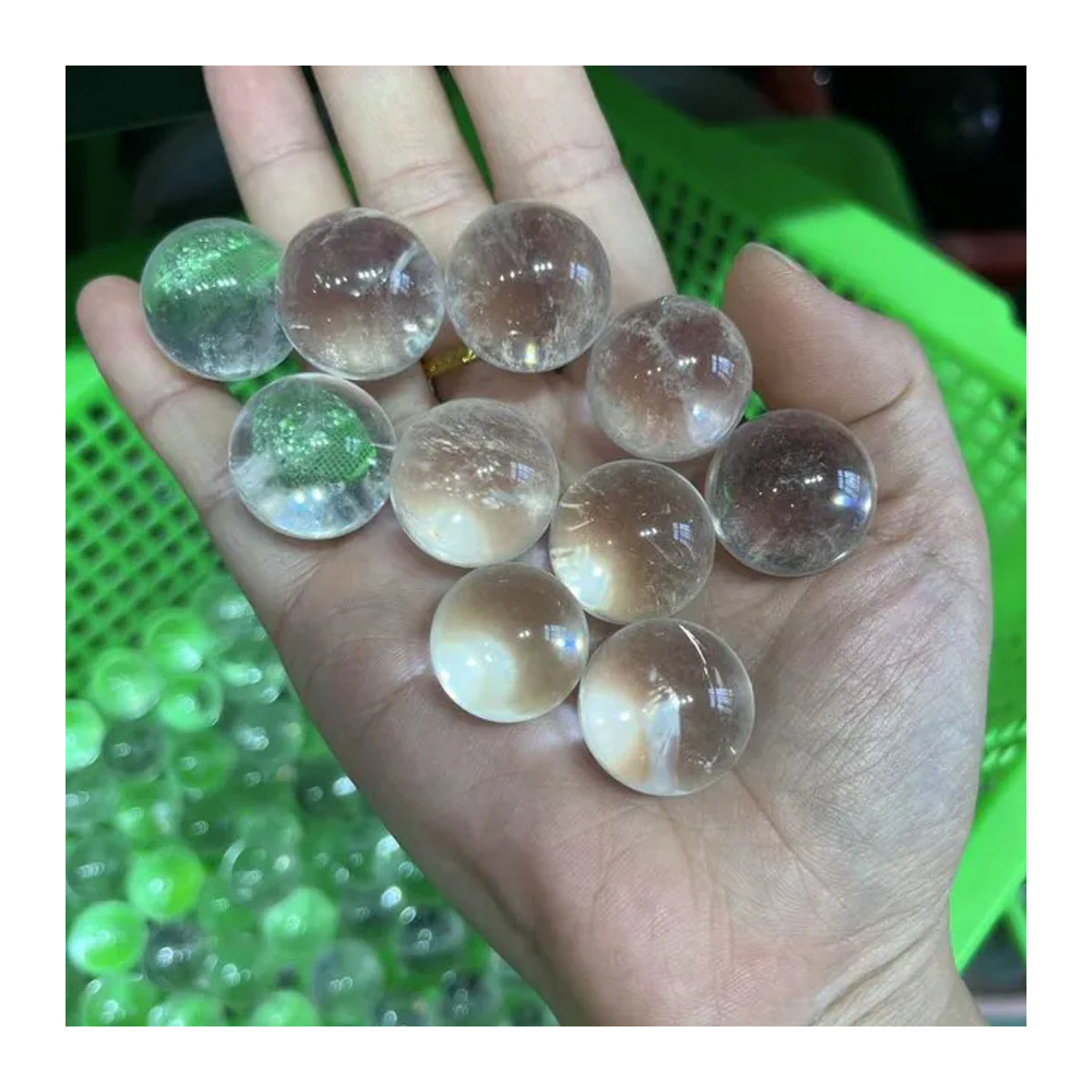 5 Stück transparente Quarzkugeln von sisterstone als polierte Kristallkugeln zur Dekoration und für Reiki - Bild 1