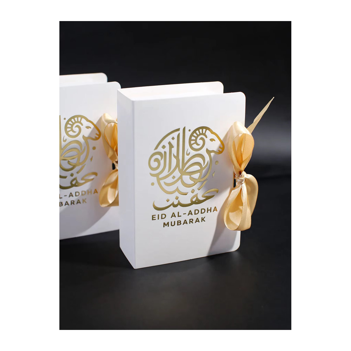 5 Stück weiße Eid al Adha Geschenkboxen aus Papier mit Goldfolienverzierung und goldener Schleife - Bild 2