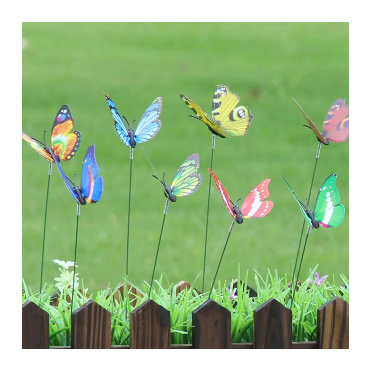 50 Stück Bunte 3D Schmetterlinge aus Kunststoff als Dekoration für Garten, Hof und Blumentöpfe - Bild 4