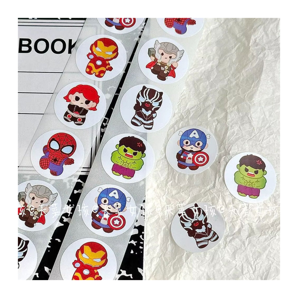 500 Stück Avengers Motiv Aufkleber Set, runde Dekoration mit Hulk, Iron Man und Stahl, mehrfarbig, ideales Geschenk für Kinder - Bild 3