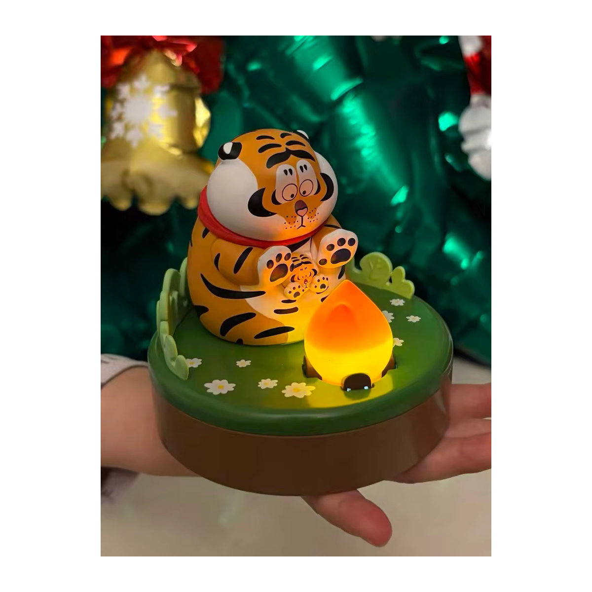 52TOYS Ich Bin Nicht Fett Tiger Campfire Style Serie Niedliche Anime Actionfigur in Mehrfarbig - Bild 7