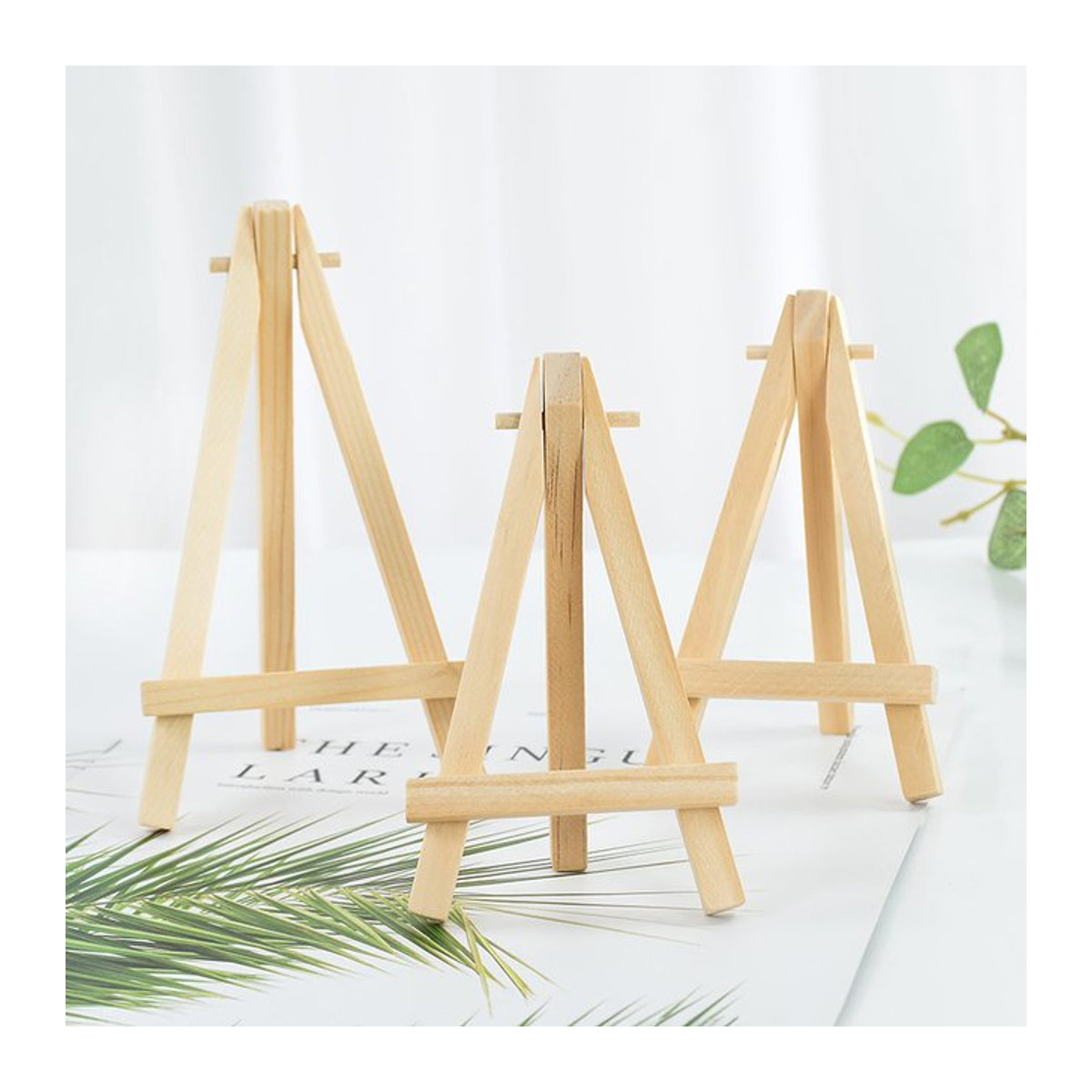 5er Set Mini Naturholz Staffelei Rahmen von ZQCXLD in Braun als Display Stand für Fotos und Tischkarten bei Hochzeiten oder Geburtstagen - Bild 1