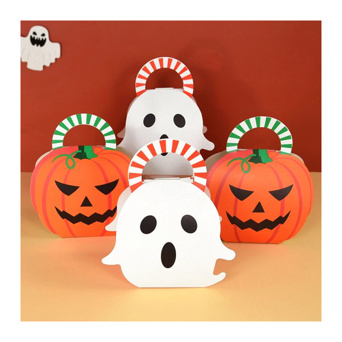 5er Set ZQNYCY Halloween Leckerli-Boxen aus Papier in Kürbis- und Geisterform mit gestreiften Griffen, mehrfarbig - Bild 1