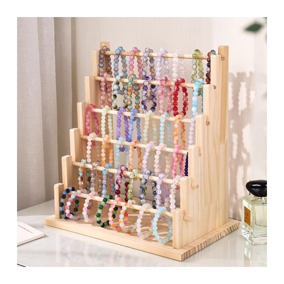 6-stufiger Armbandständer aus Holz in Braun als minimalistischer Schmuck-Organizer und Präsentationsdisplay - Bild 1
