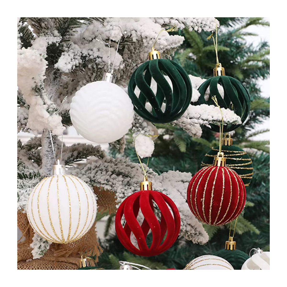 6er Set Cyuan Weihnachtsbaum Kugeln aus Stoff in Weiß und Mehrfarbig, Durchmesser: 6 cm, Elegante Hängeornamente für deine Weihnachtsdekoration - Bild 2