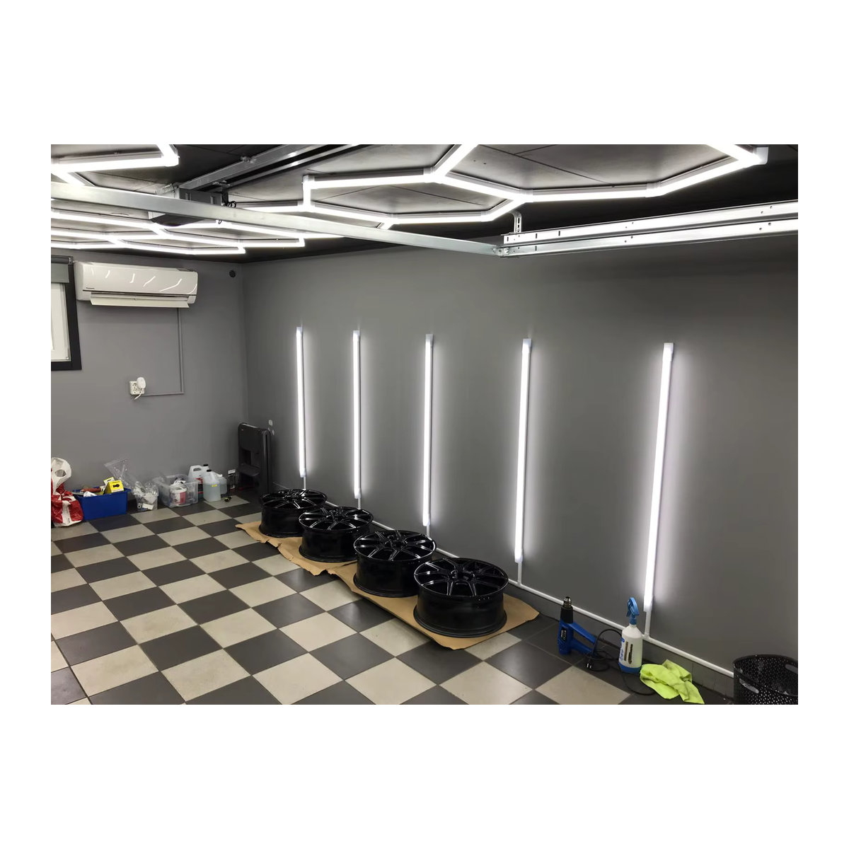 6er Set LED Wandleuchten für die professionelle Fahrzeugaufbereitung im minimalistischen Design, Farbe: Weiß, Länge: 1175 mm - Bild 2