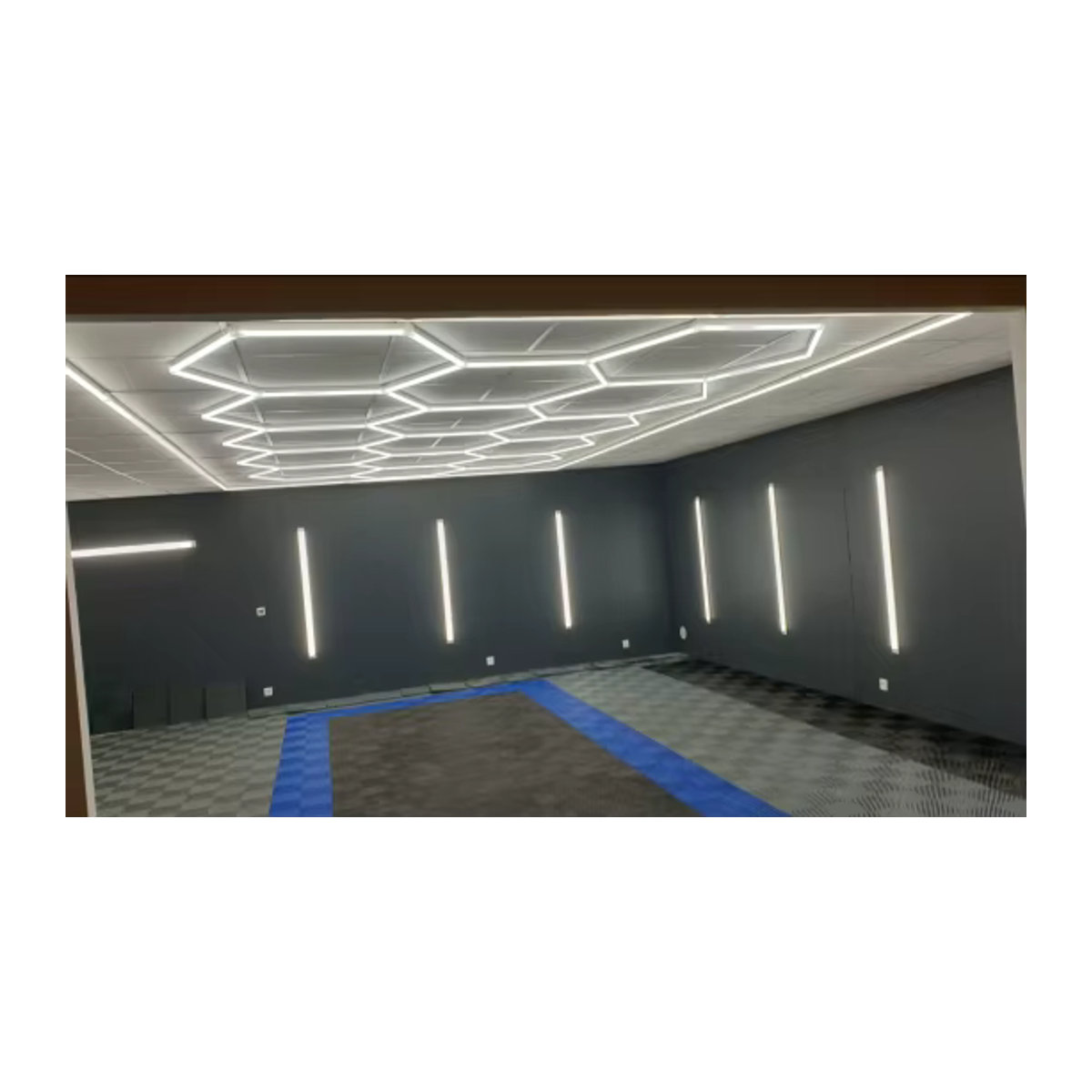 6er Set LED Wandleuchten für die professionelle Fahrzeugaufbereitung im minimalistischen Design, Farbe: Weiß, Länge: 1175 mm - Bild 3