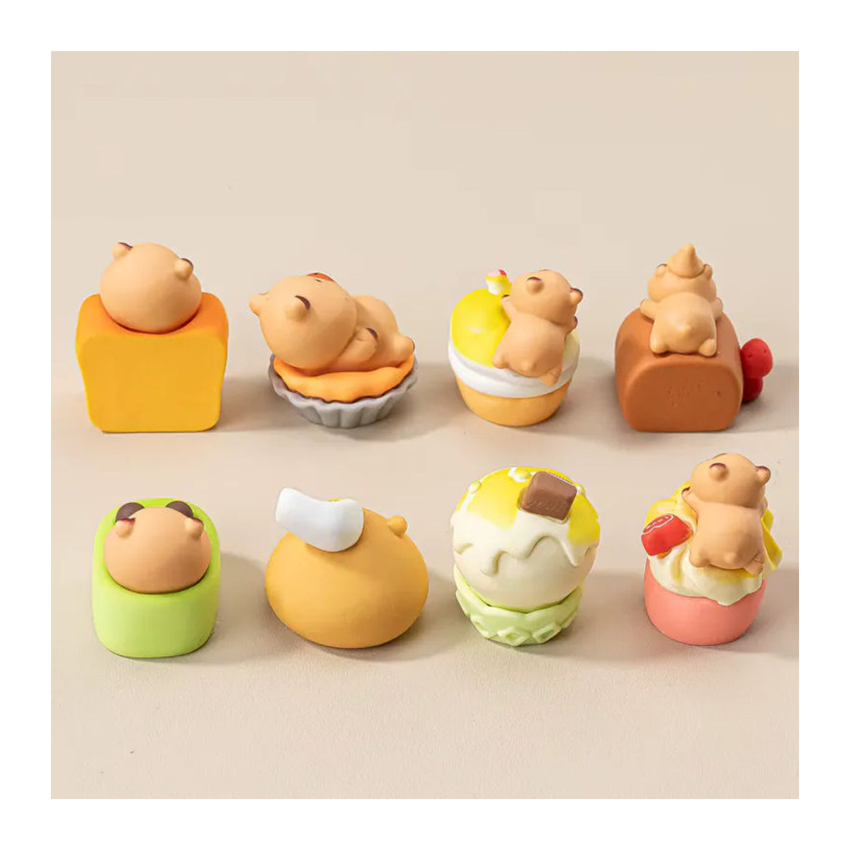 8-teiliges Mobokono Dessert-Capybara Figuren Set aus Kunststoff in Mehrfarbig als Tierfiguren und Dekoration - Bild 2