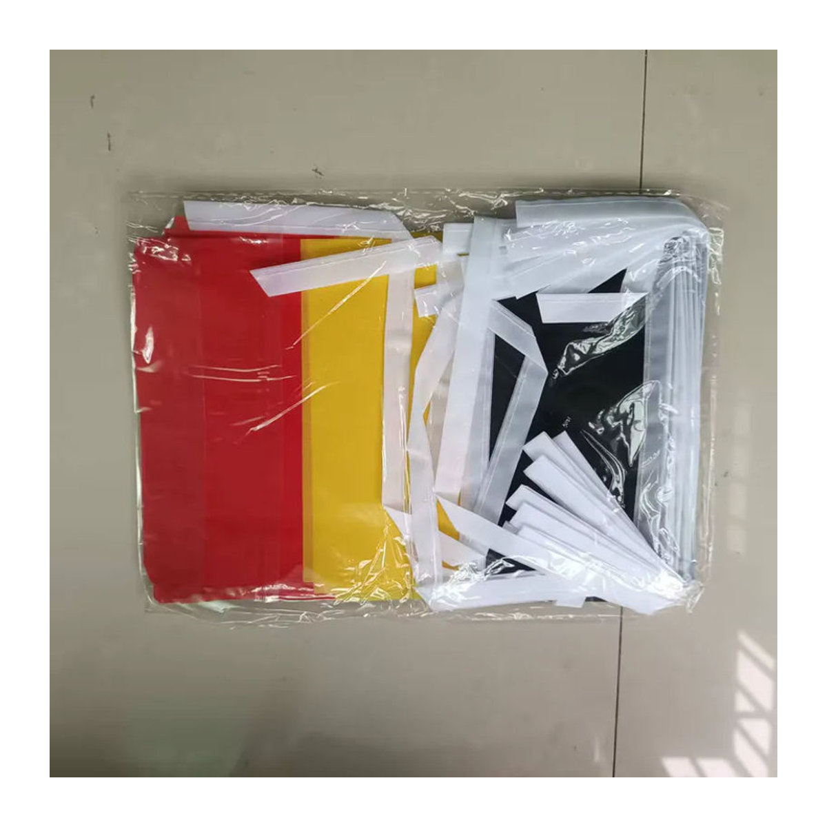 Aerlxemrbrae Belgien Wimpelkette aus Textil, 20 Stück Flaggen-Girlande für Festivals und Partys, B: 21 cm, H: 14 cm, mehrfarbig - Bild 2