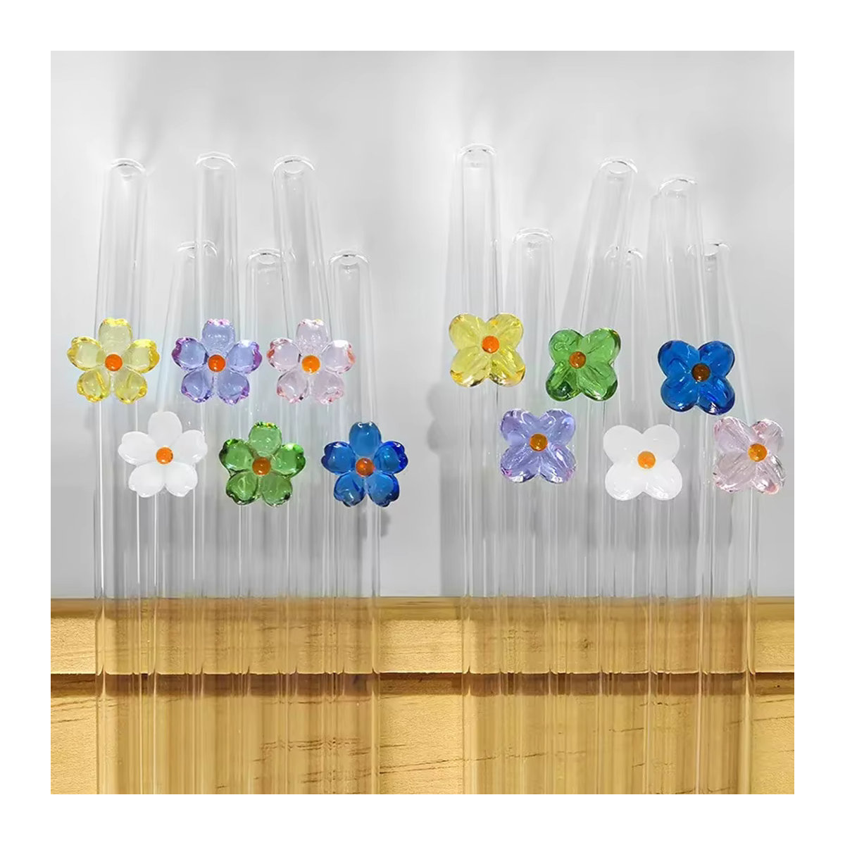 AJOYOUS 6-teiliges Blumen-Trinkhalm-Set aus Borosilikatglas in Bunt mit Reinigungsbürste für Milchshake, Kaffee und Cocktails - Bild 2