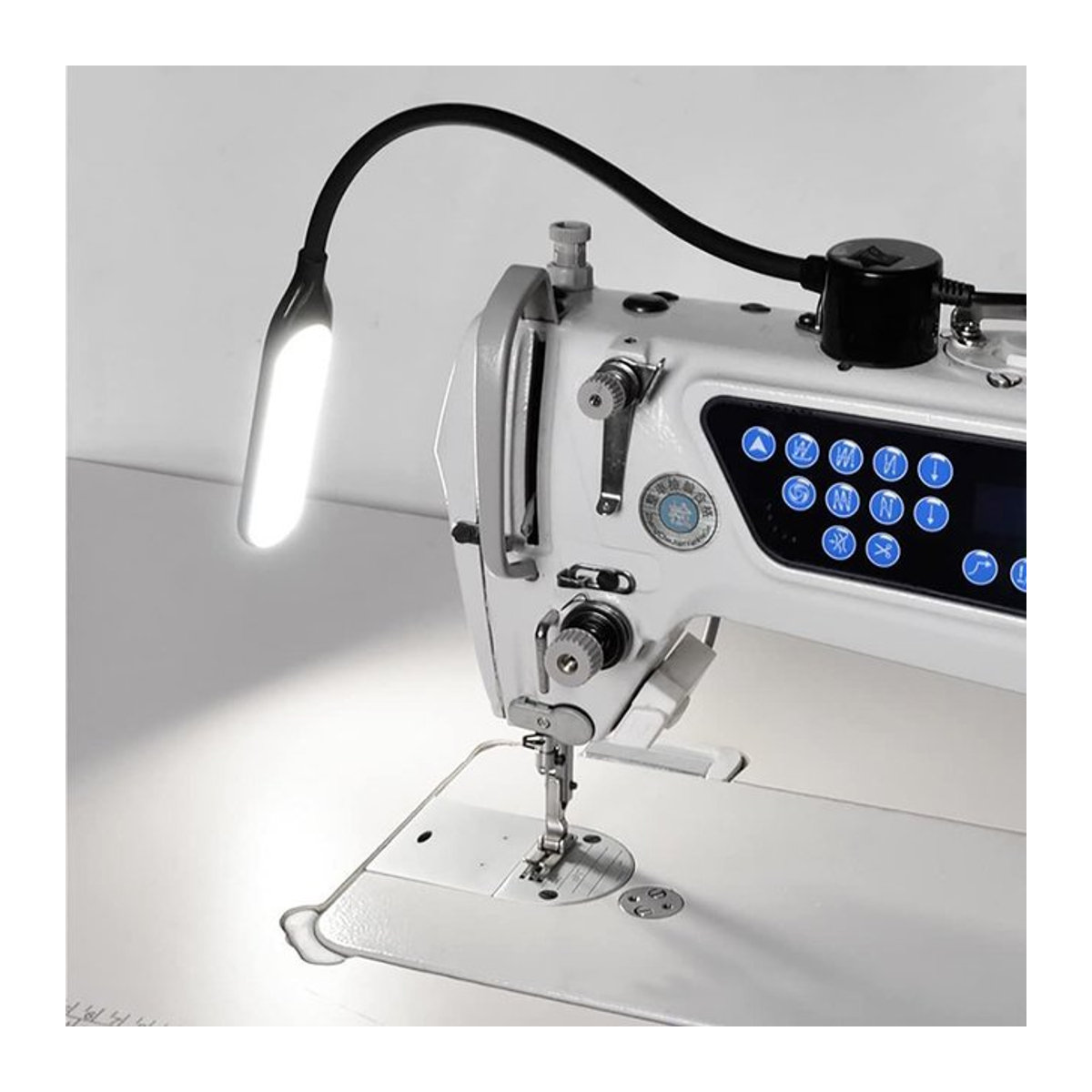 AliWuzn LED Nähmaschinenleuchte mit Magnetbefestigung und 30 LED-Perlen für DIY-Projekte und als Leseleuchte - Bild 1