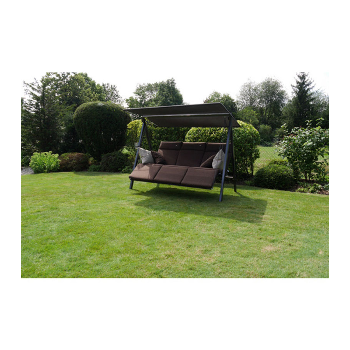 Angerer Freizeitmöbel Hollywoodschaukel Lounge 3-Sitzer mit Auflagen in Braun und Grau, B/T/H: 210 x 160 x 145 cm - Bild 2
