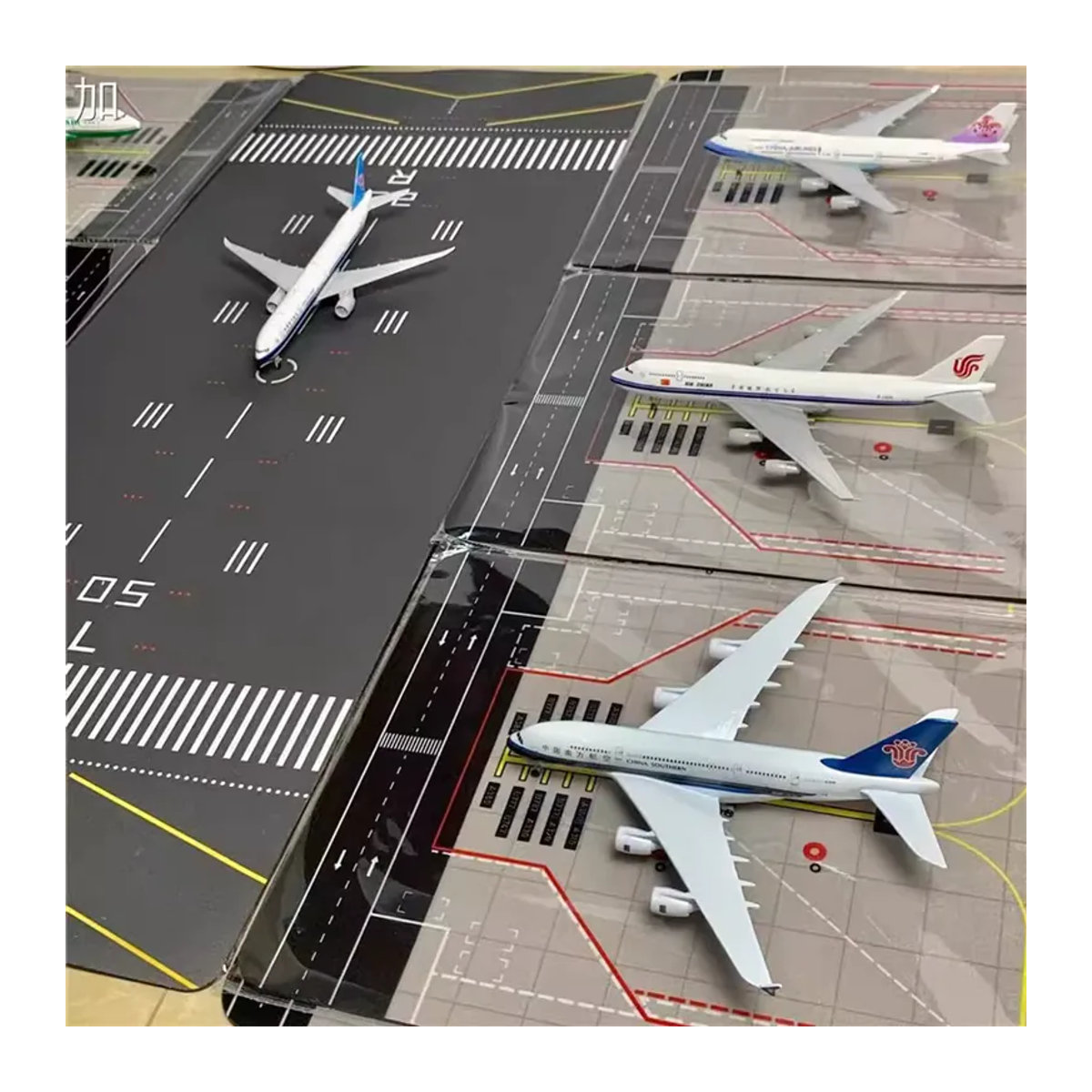 ART CROWN MODEL Airport Runway Pad Mauspad für B787 und Airbus A350 im Maßstab 1:400, Schwarz, Rechteckig - Bild 4