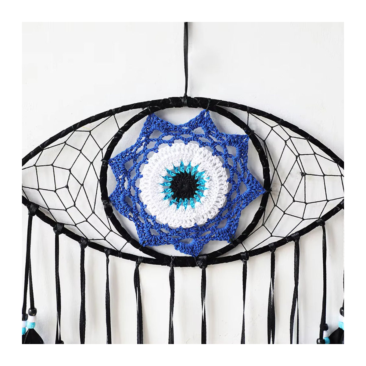 Artilady Evil Eye Dreamcatcher Makramee Wandbehang Boho Wandkunst in Mehrfarbig mit Federn und Metall-Elementen - Bild 4