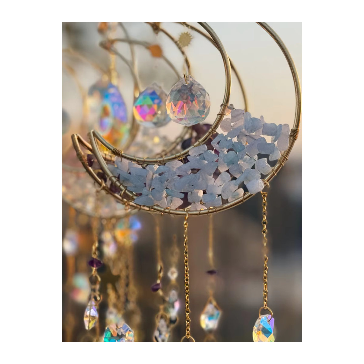 Artilady Kristall Sonnenfänger aus Glas in Mondform als prismatischer Wandbehang für Regenbogeneffekte in Transparent und Mehrfarbig - Bild 4