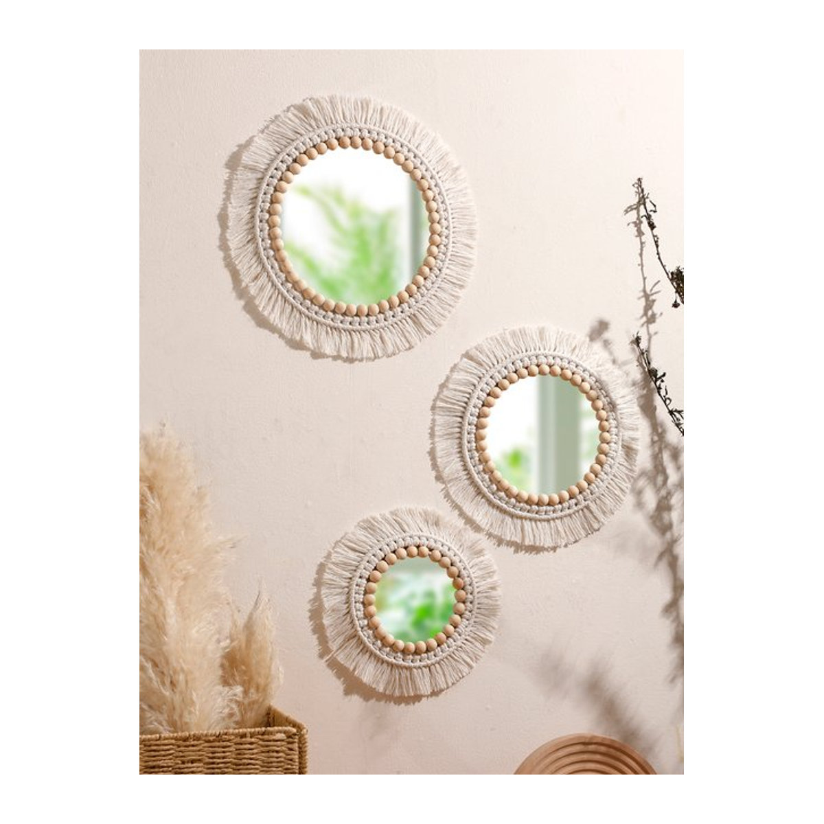 Artilady Makramee-Spiegel in Weiß mit Boho-Wandbehang und Textil-Quasten für dein Zuhause - Bild 1