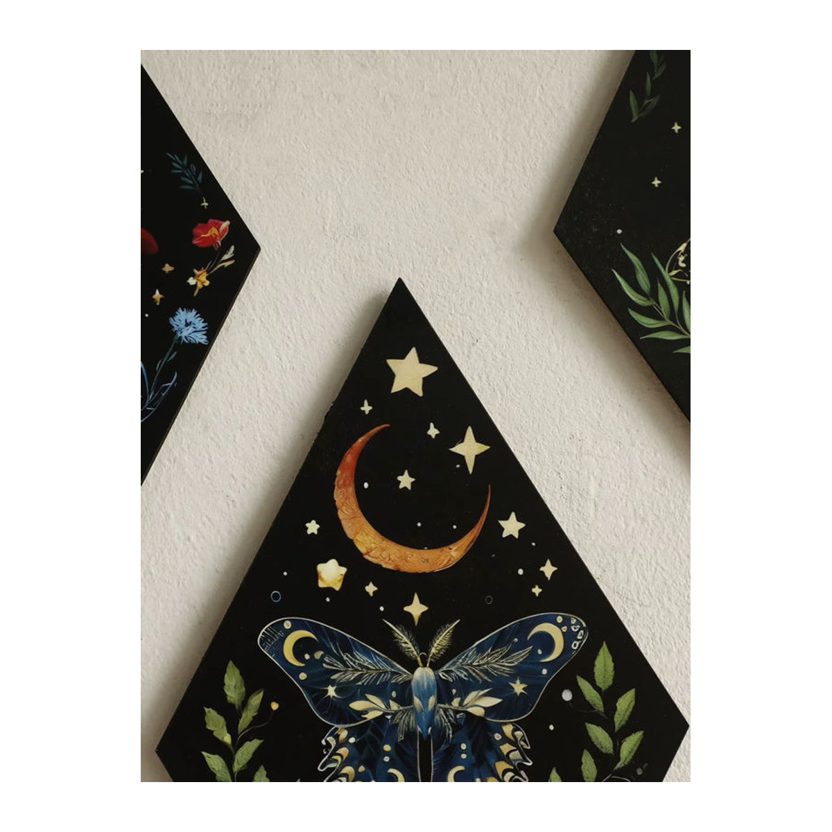 Artilady Wanddekoration aus Holz mit Schmetterlingen, Mond und Sternen in Schwarz im skandinavischen Design - Bild 2