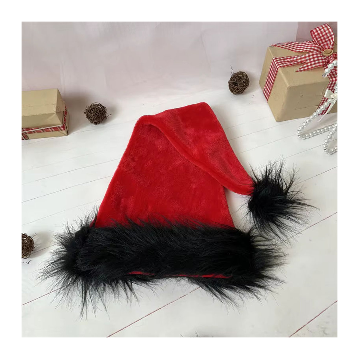 Atceawit Weihnachtsmütze aus Plüsch in Rot, B/H: 30 x 75 cm - Bild 3