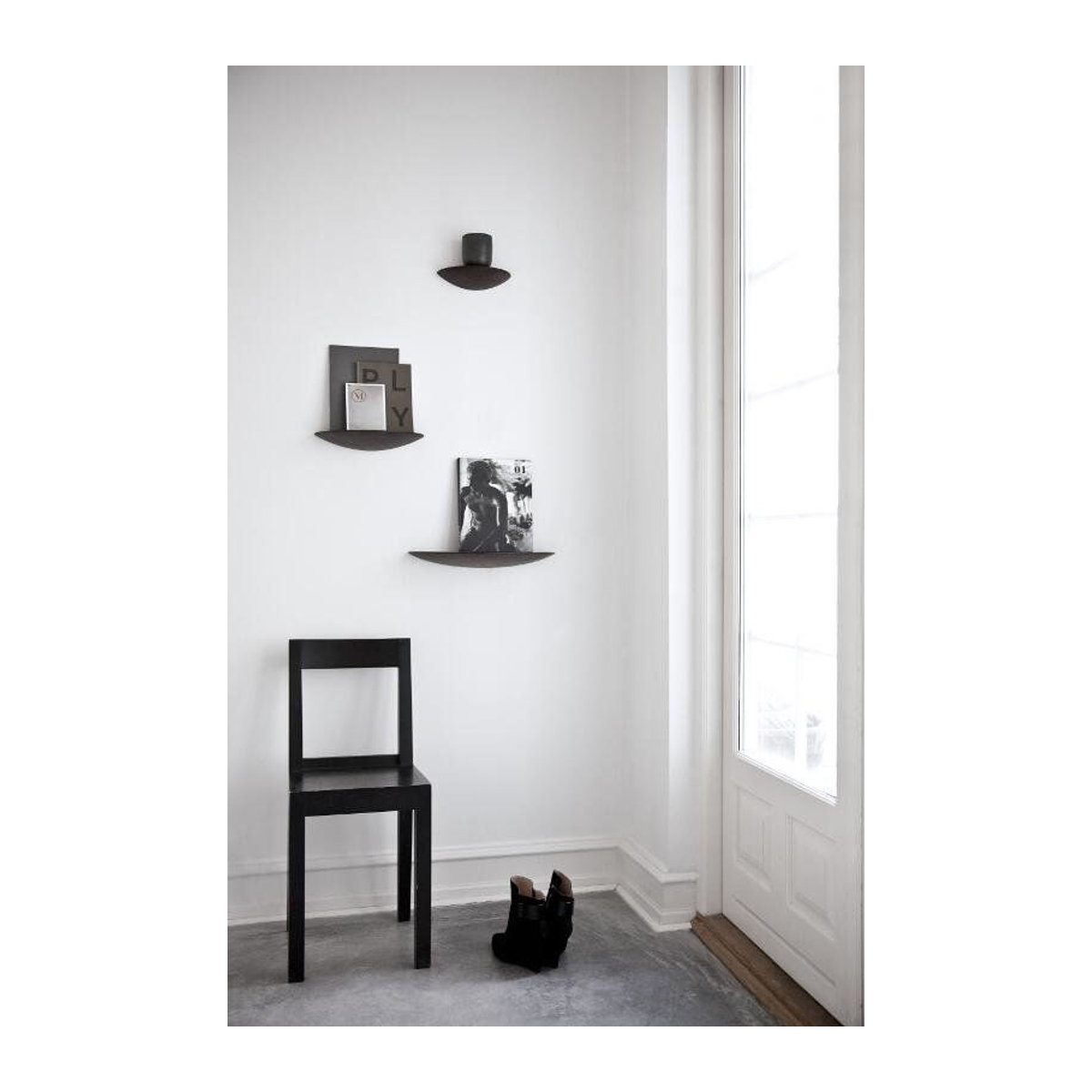 Audo Copenhagen Gridy Fungi Wandregal Pilz Design in Beige oder Schwarz - Bild 2