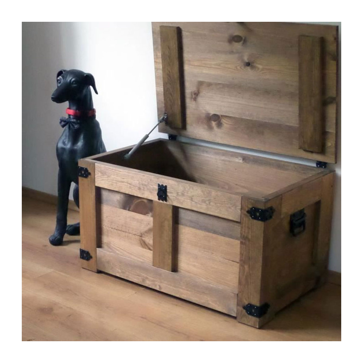 Aufbewahrungsbox CREATIVE COOPER aus Kiefernholz mit braunen Metallbeschlägen im Landhaus- und Industrial-Stil, B/T/H: 80 x 50 x 45 cm - Bild 3
