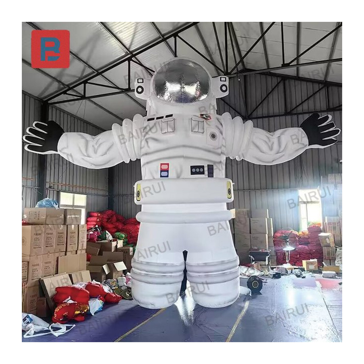 Aufblasbarer Astronaut mit Gebläse in Grün und Weiß als dekorative Requisite für draußen - Bild 1