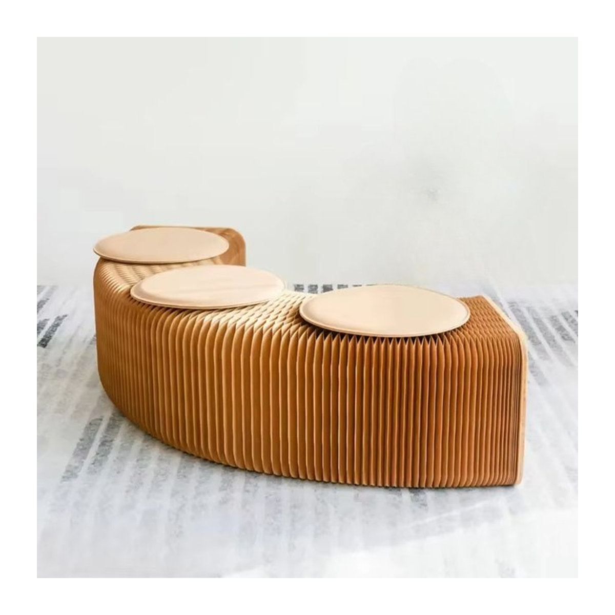 Ausziehbare Sofabank im skandinavischen Stil in Natur - Bild 1