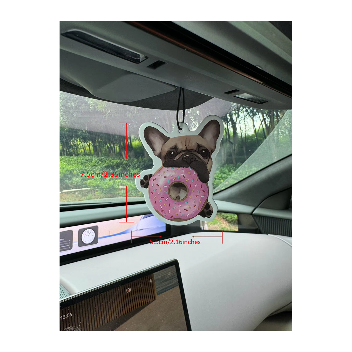 Auto-Lufterfrischer Nachhaltige Frische mit süßem Frenchie und rosa Donuts, Duftanhänger aus Papier für den Rückspiegel, mehrfarbig - Bild 3